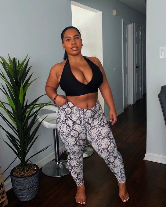 690618215 | 690618075WATSAP | Chica