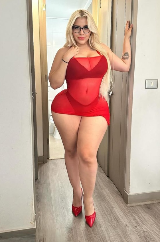 627686262 | MICHELL | Chica