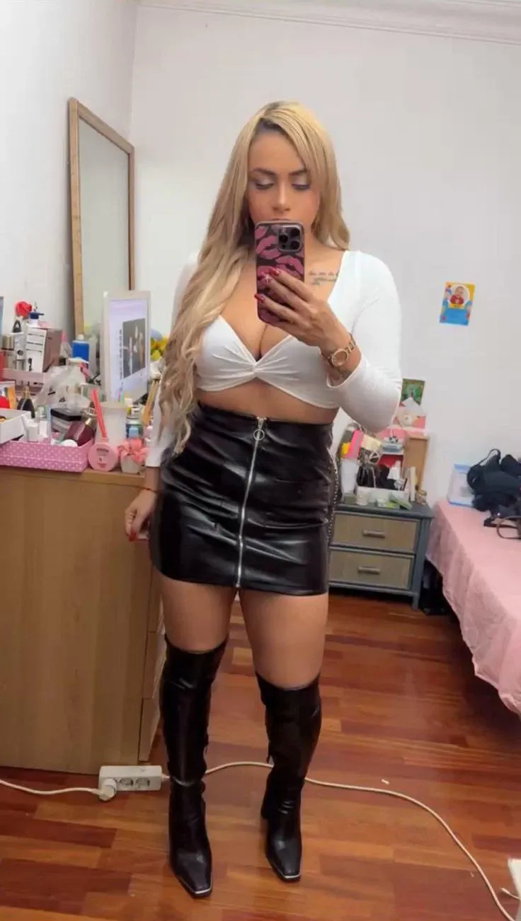 613592818 | SABRINA | Chica