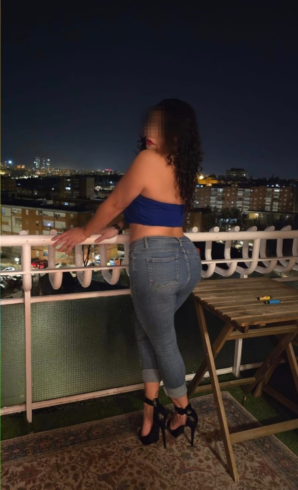 613665644 | CIELO | Chica