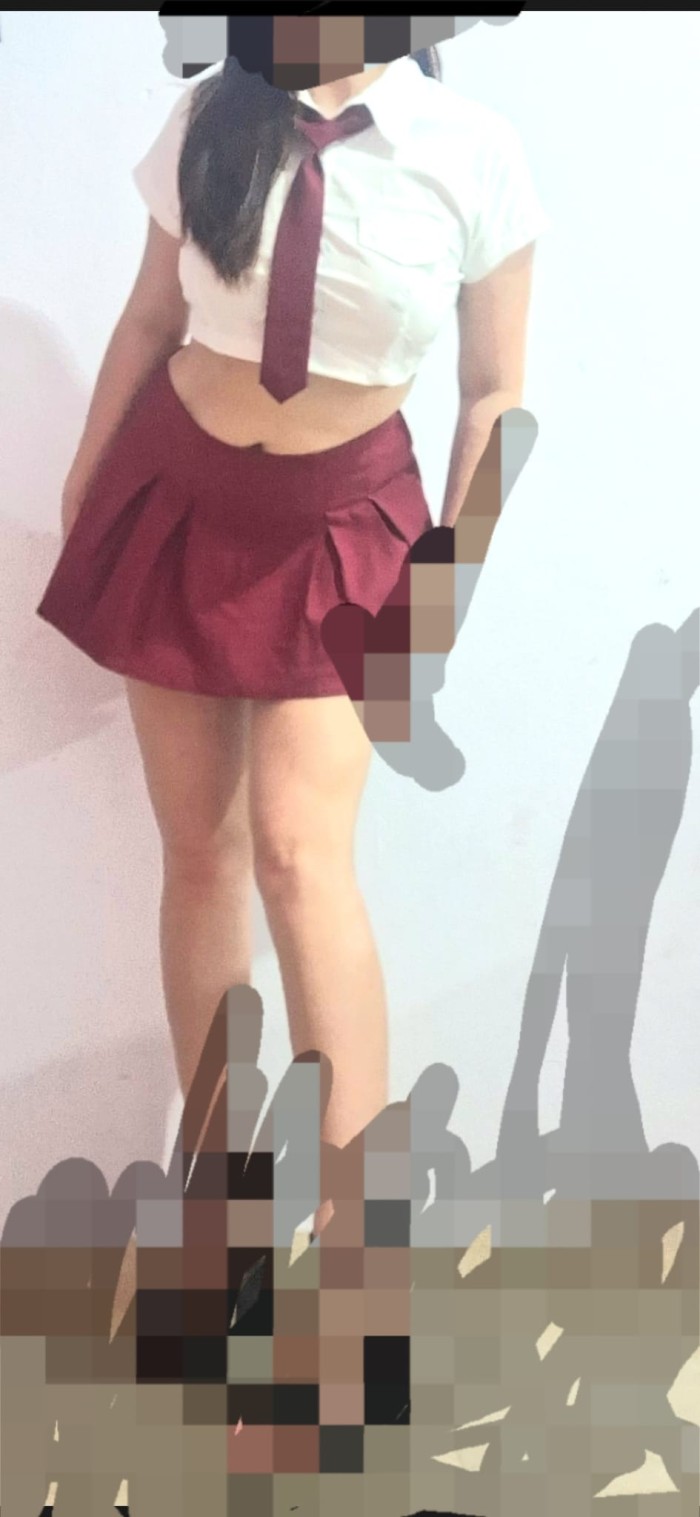 642560875 | LUNA | Chica