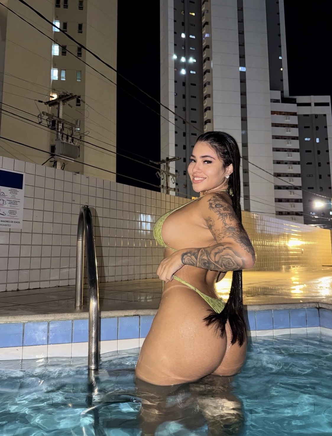 613230865 | ALISSON | Chica