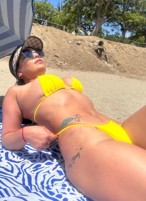 635422827 | MIA | Chica