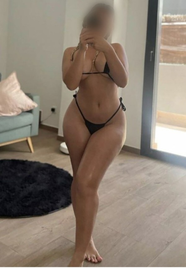 613683861 | DANIELA | Chica