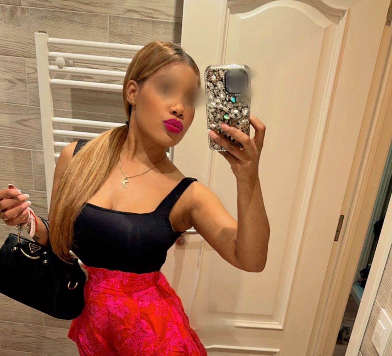 604141057 | PAULINA | Chica