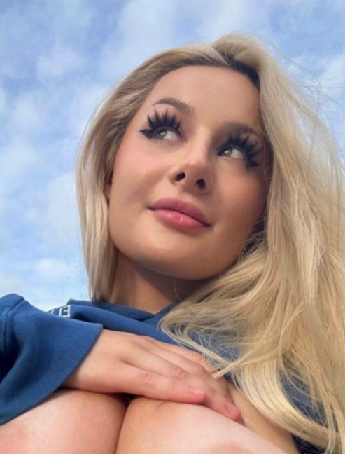 631464863 | HANNA | Chica