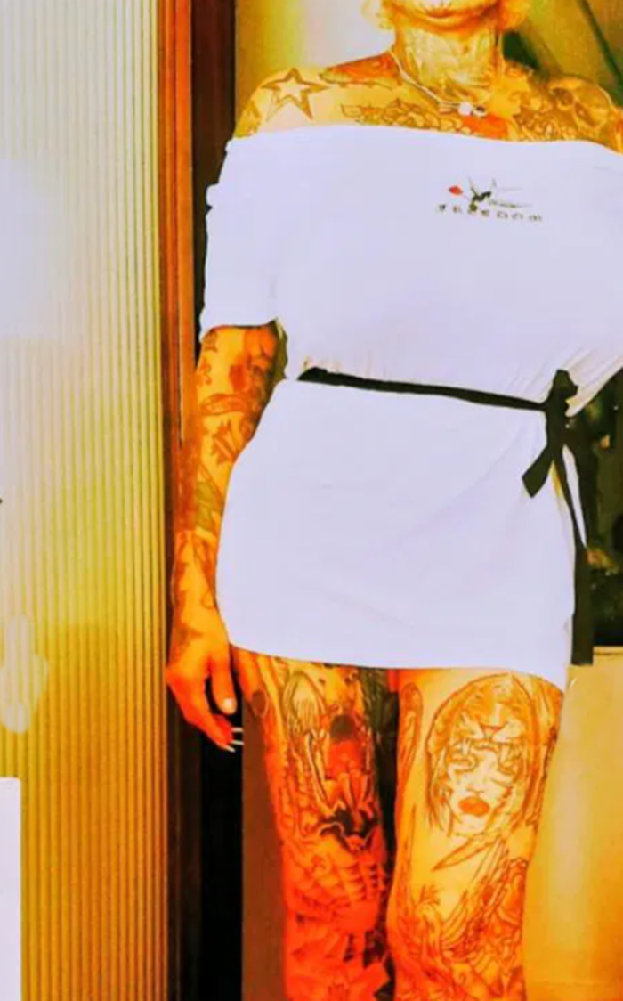 672857026 | BARBARA | Chica