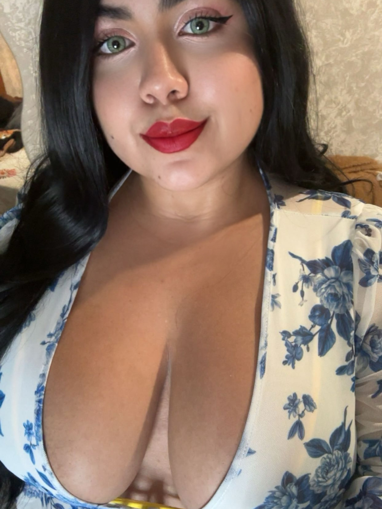 610025247 | KANDY | Chica