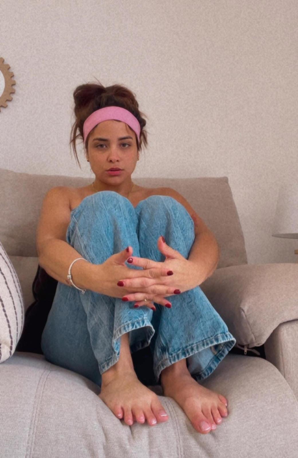 672925803 | DANNA | Chica