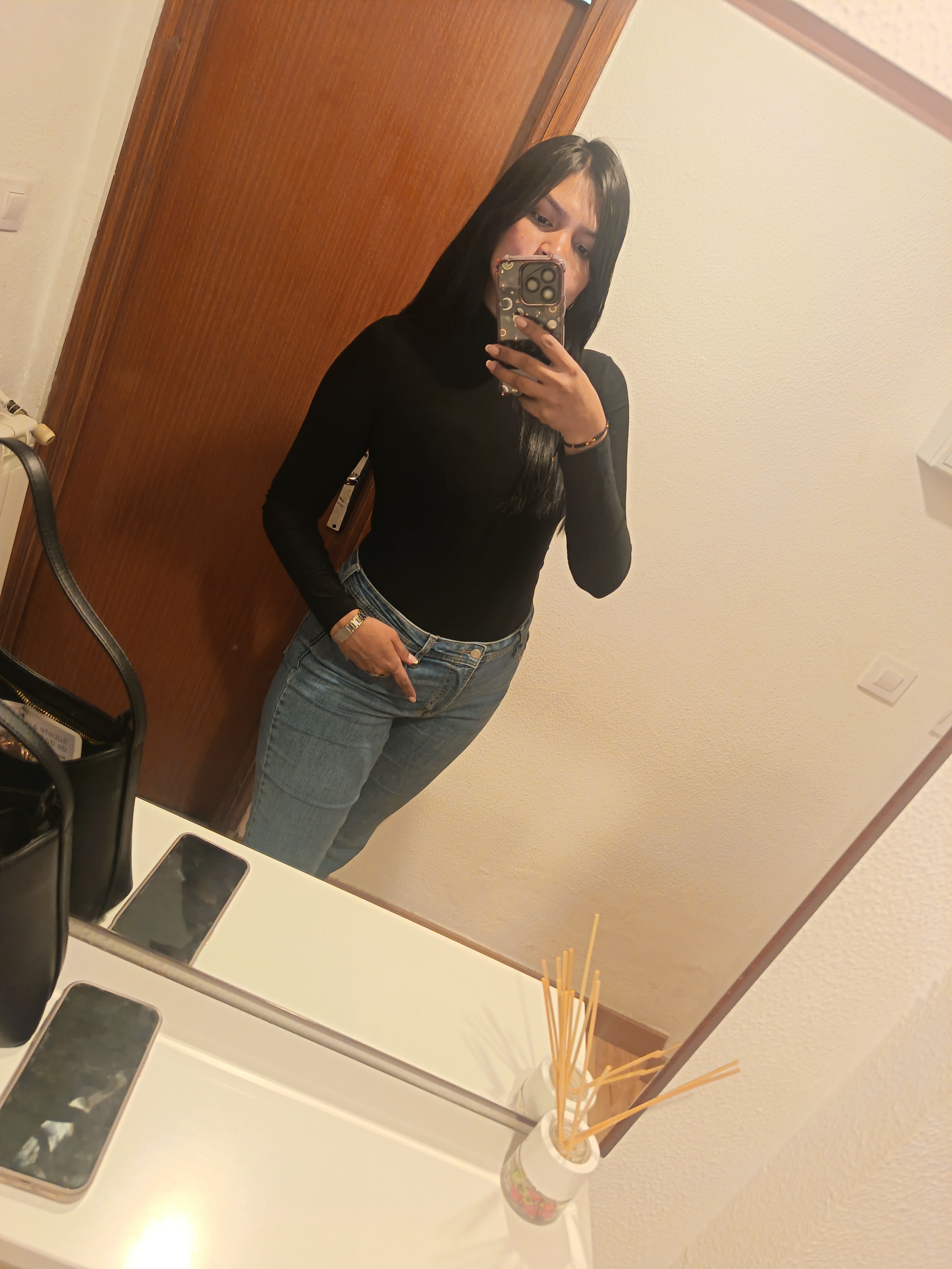 602721253 | SALOME | Chica