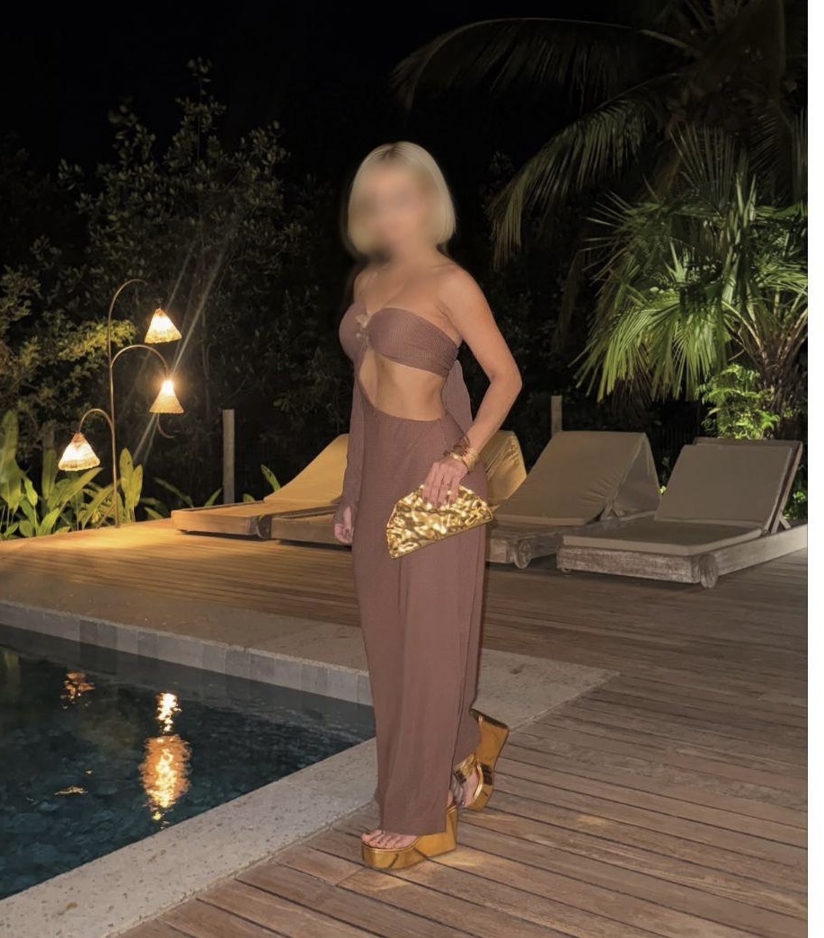 655237679 | OLIVIA | Chica