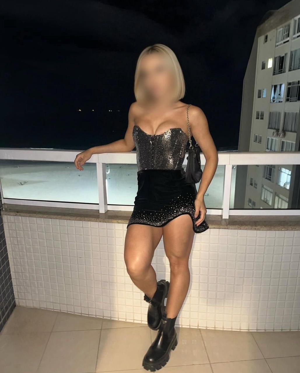 655237679 | OLIVIA | Chica