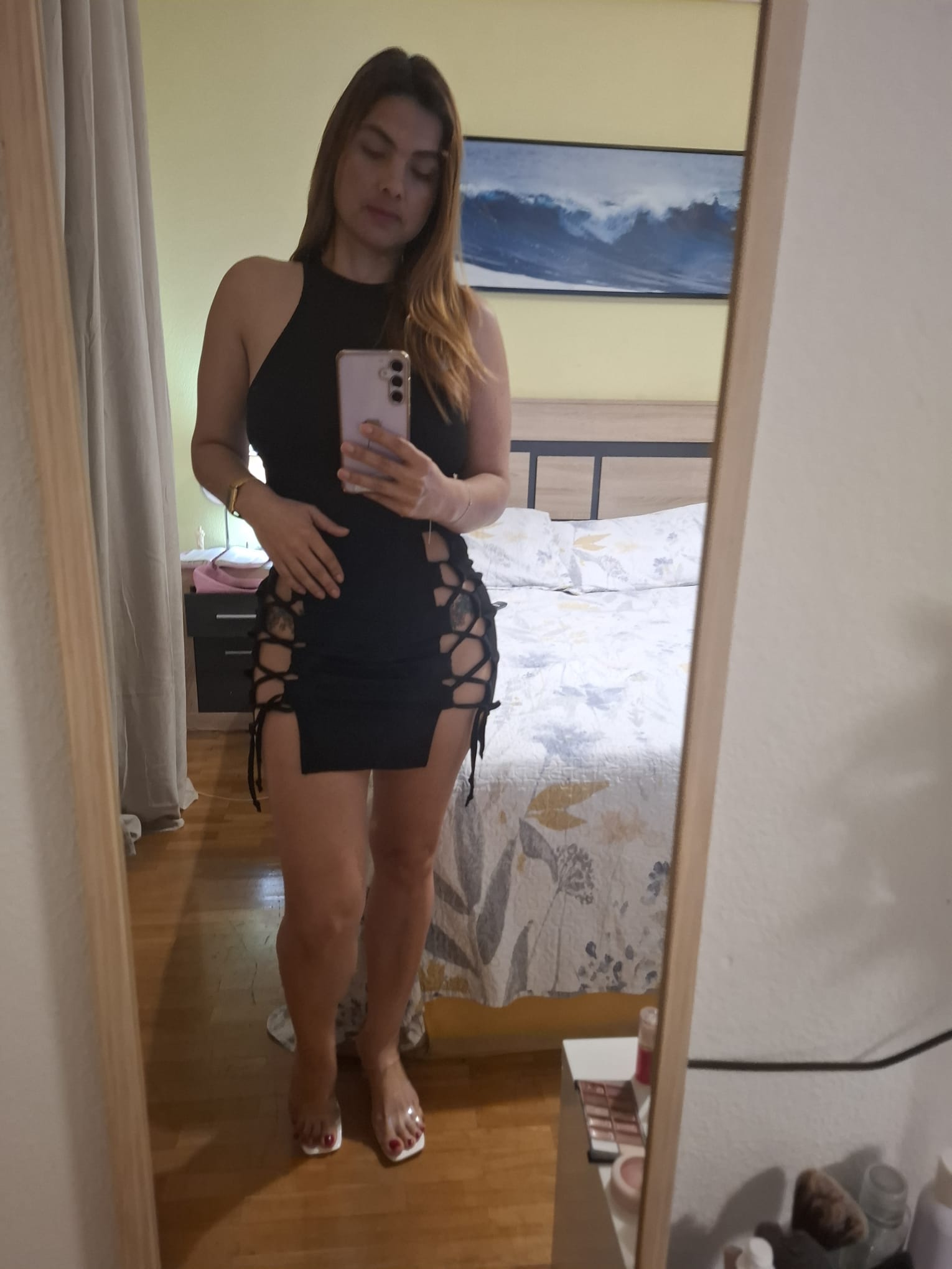 631563867 | SOFIA | Chica