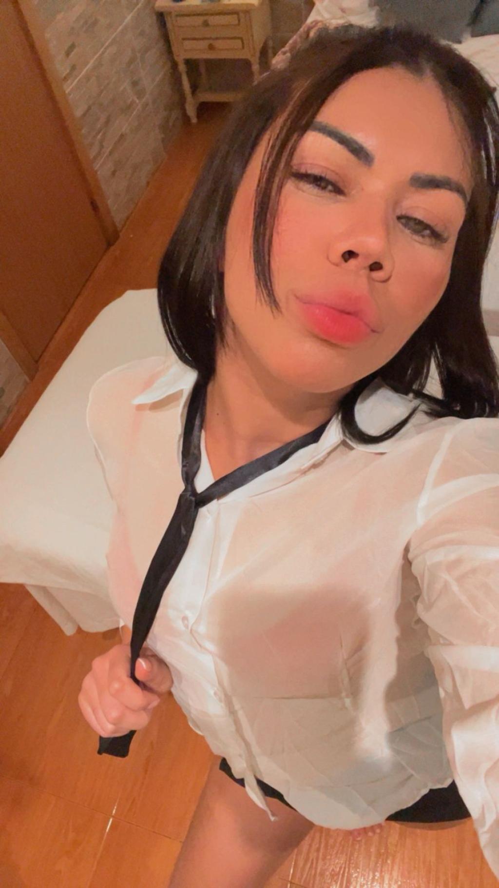 Puta en Irún - 638424211