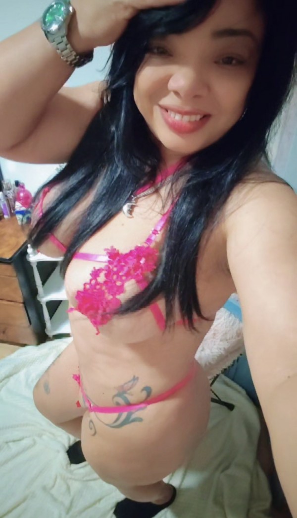 632924660 | CHINA | Chica