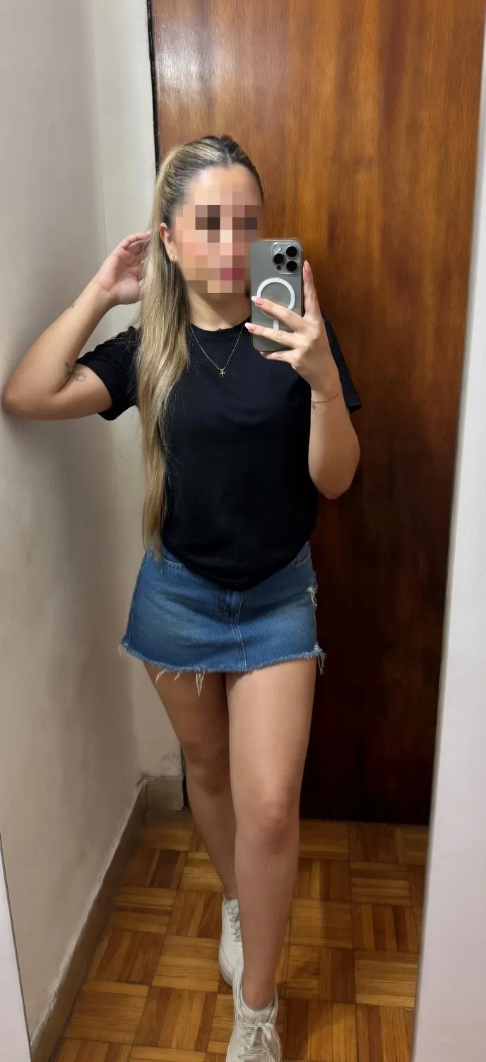 602384530 | LUCIA | Chica