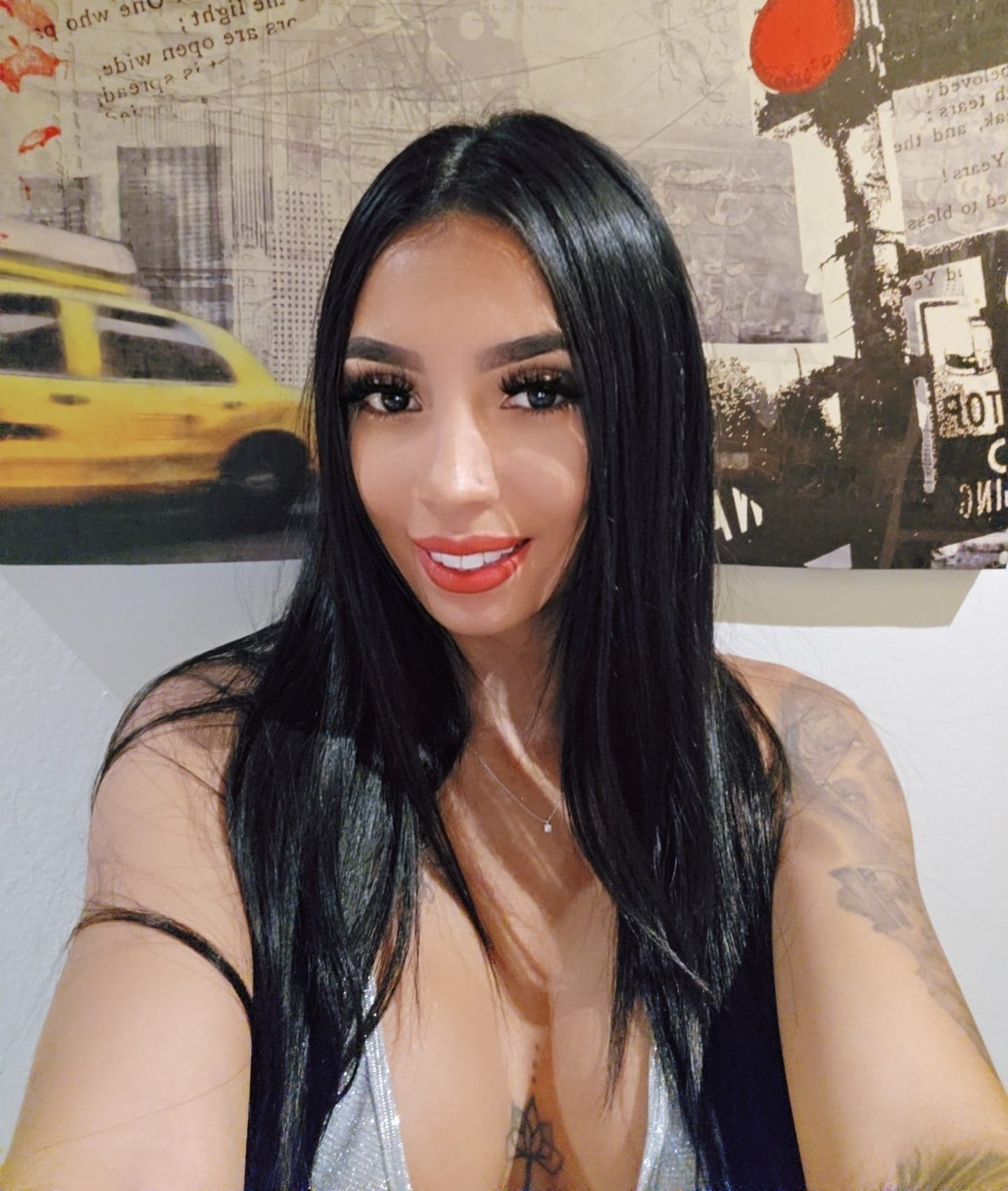 689462372 | NATALIA | Chica