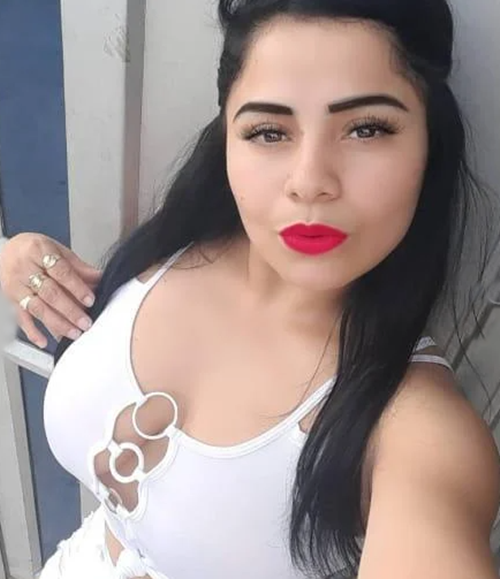 641493585 | BELLA | Chica