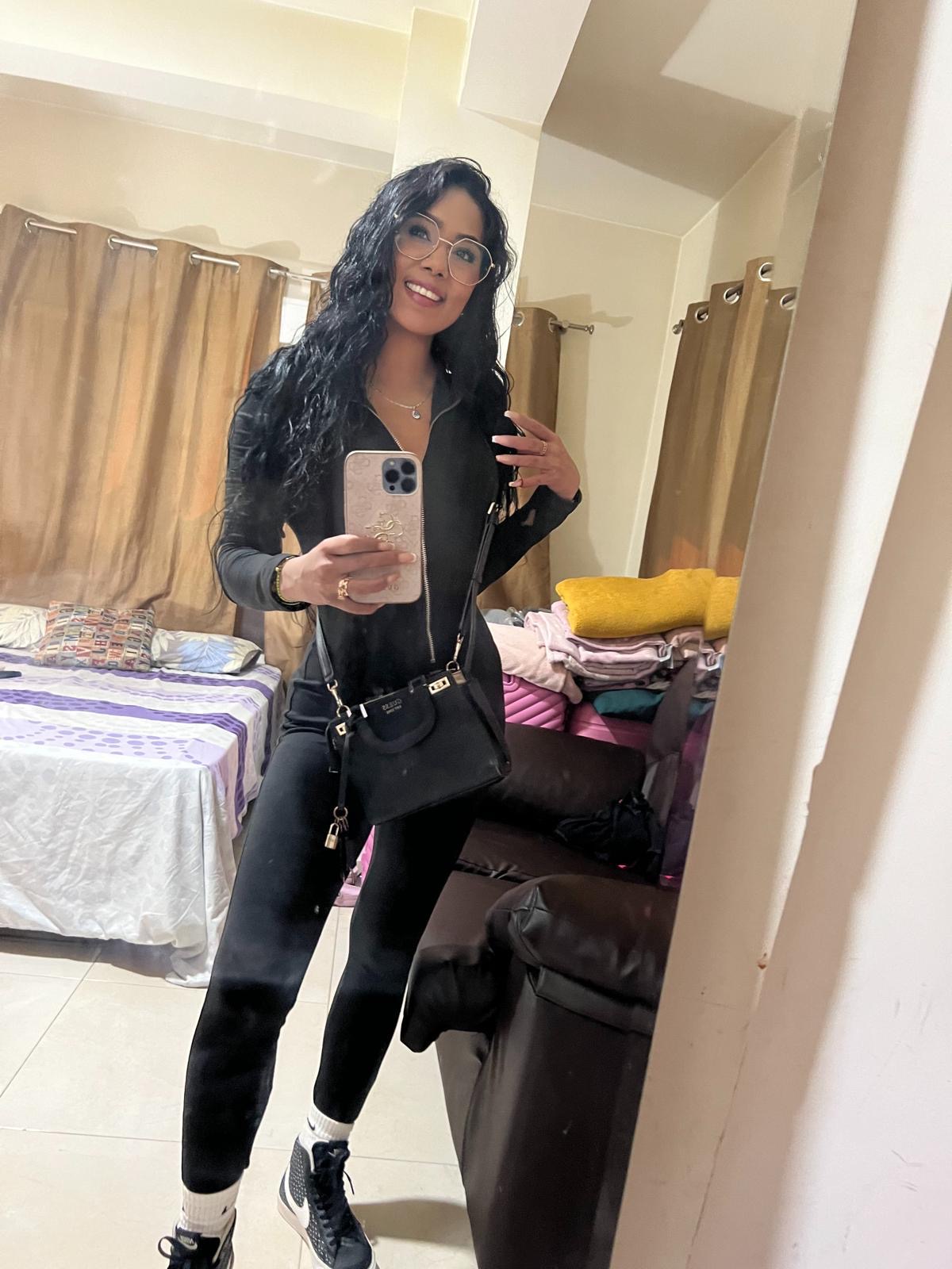 624320174 | SOPHIA | Chica