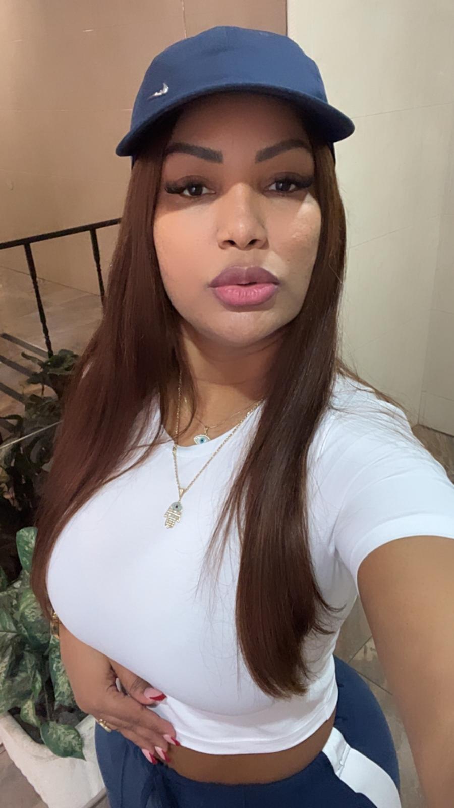 604307685 | ARIANA | Chica