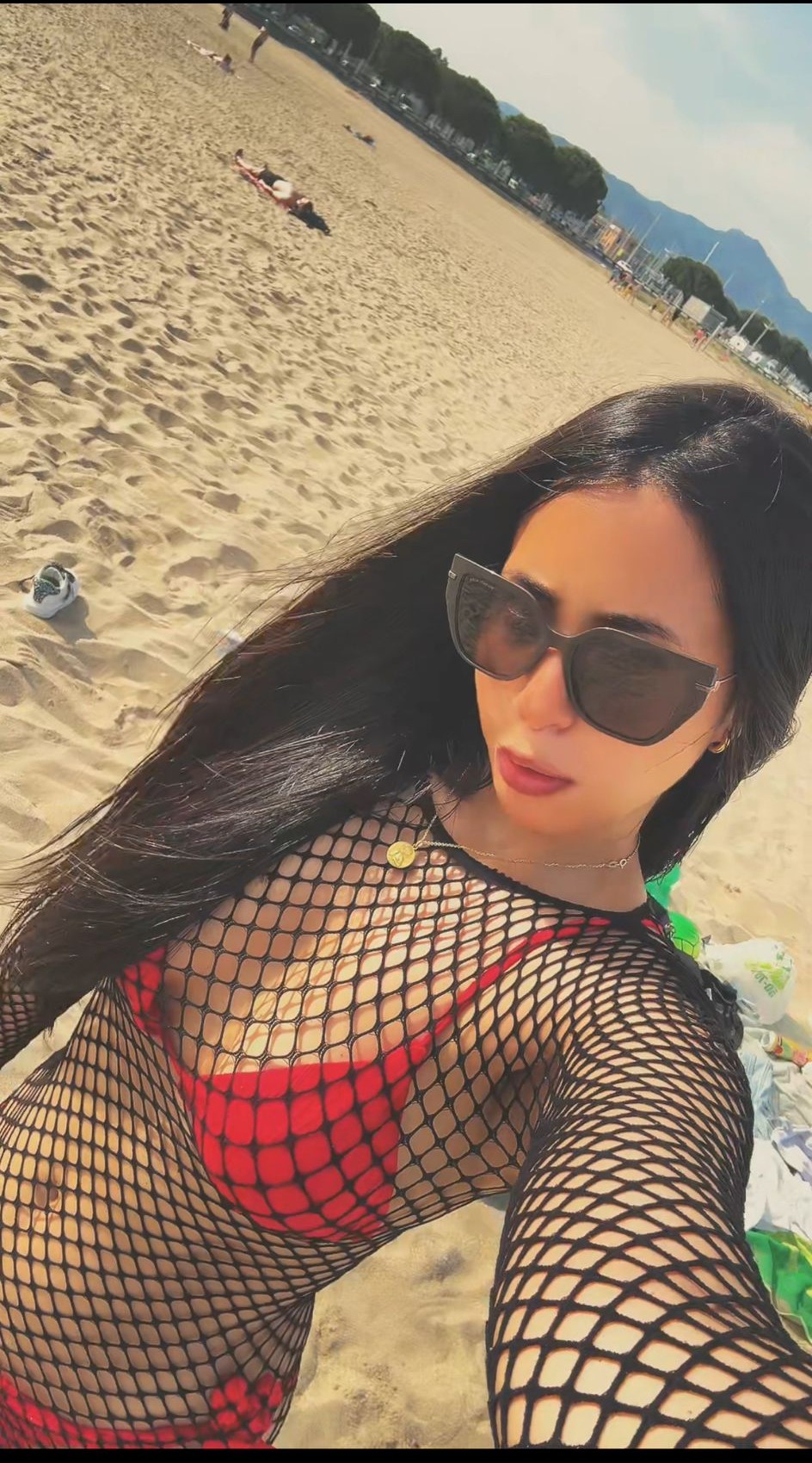 632559008 | CAMILA | Chica