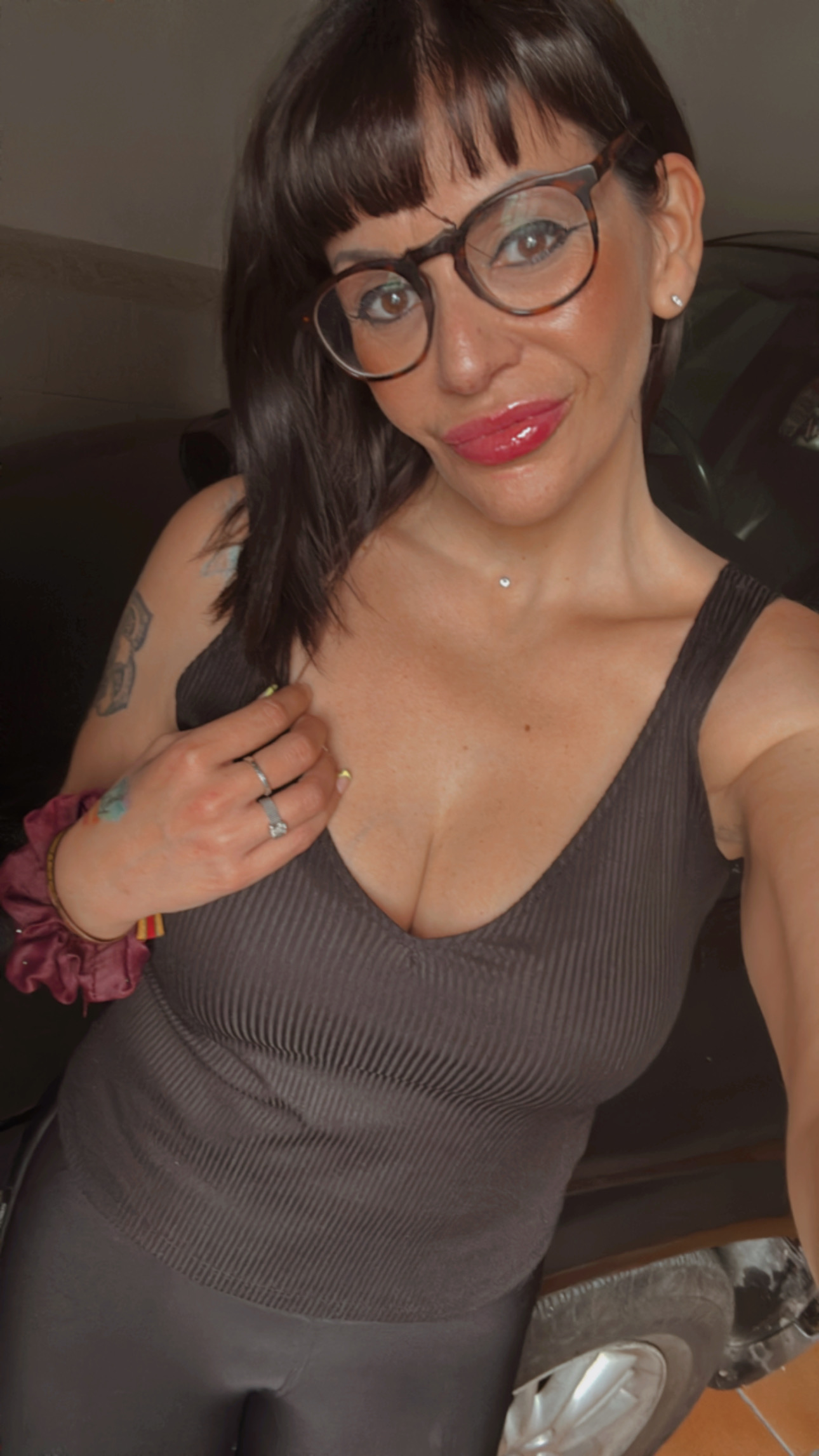 609885690 | ANABANANA | Chica