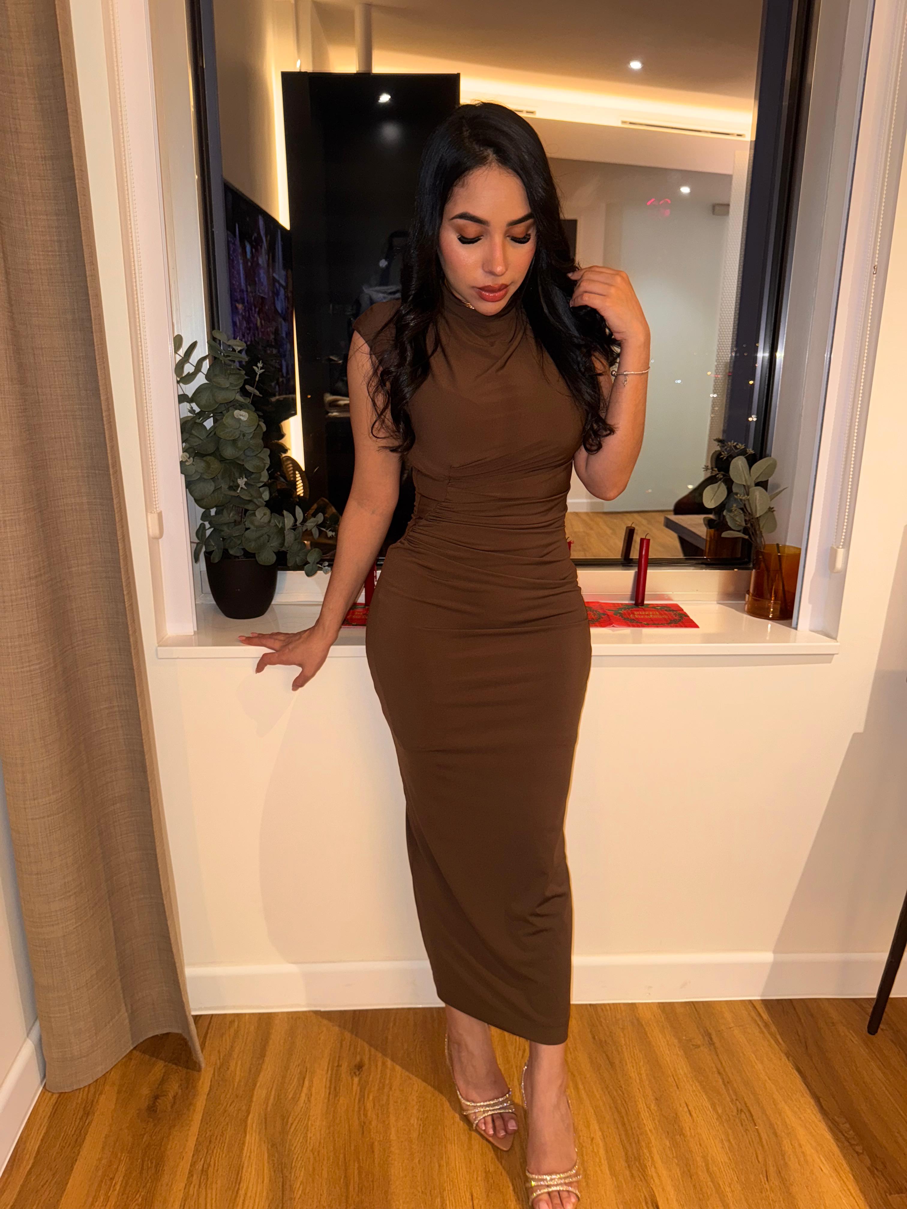 662056523 | PAULA | Chica