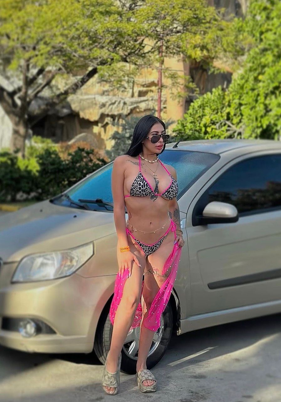 742016858 | MICHELLE | Chica