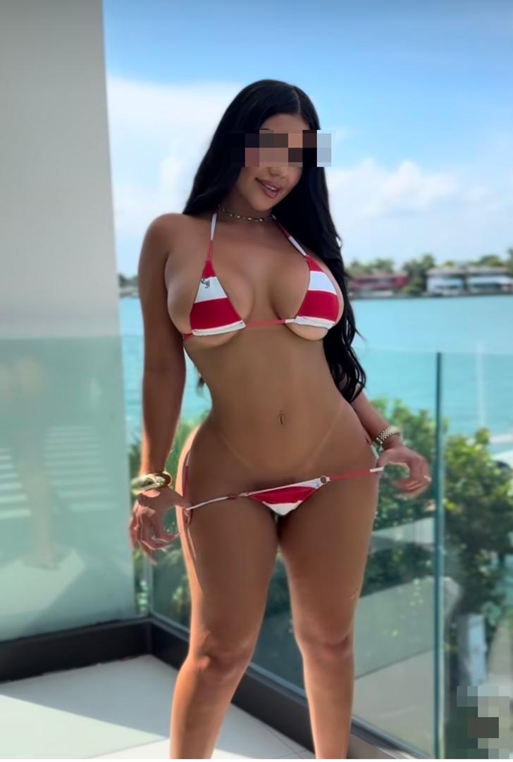 613554507 | ALEXA | Chica