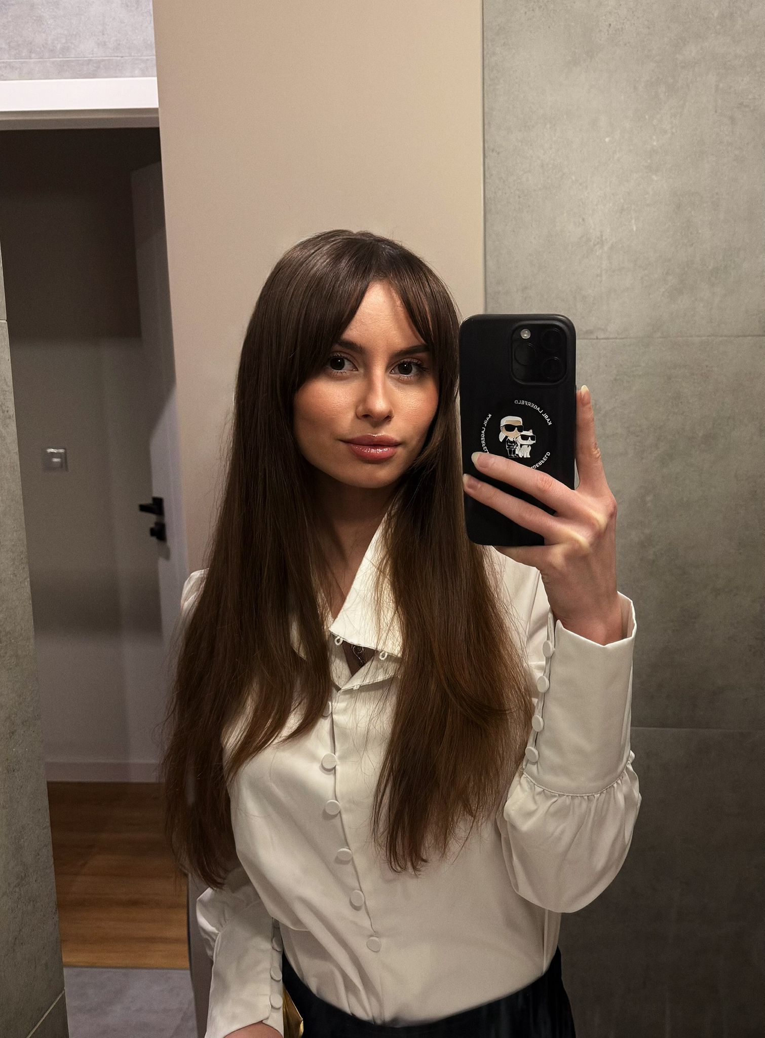 602556778 | VICTORIA | Chica