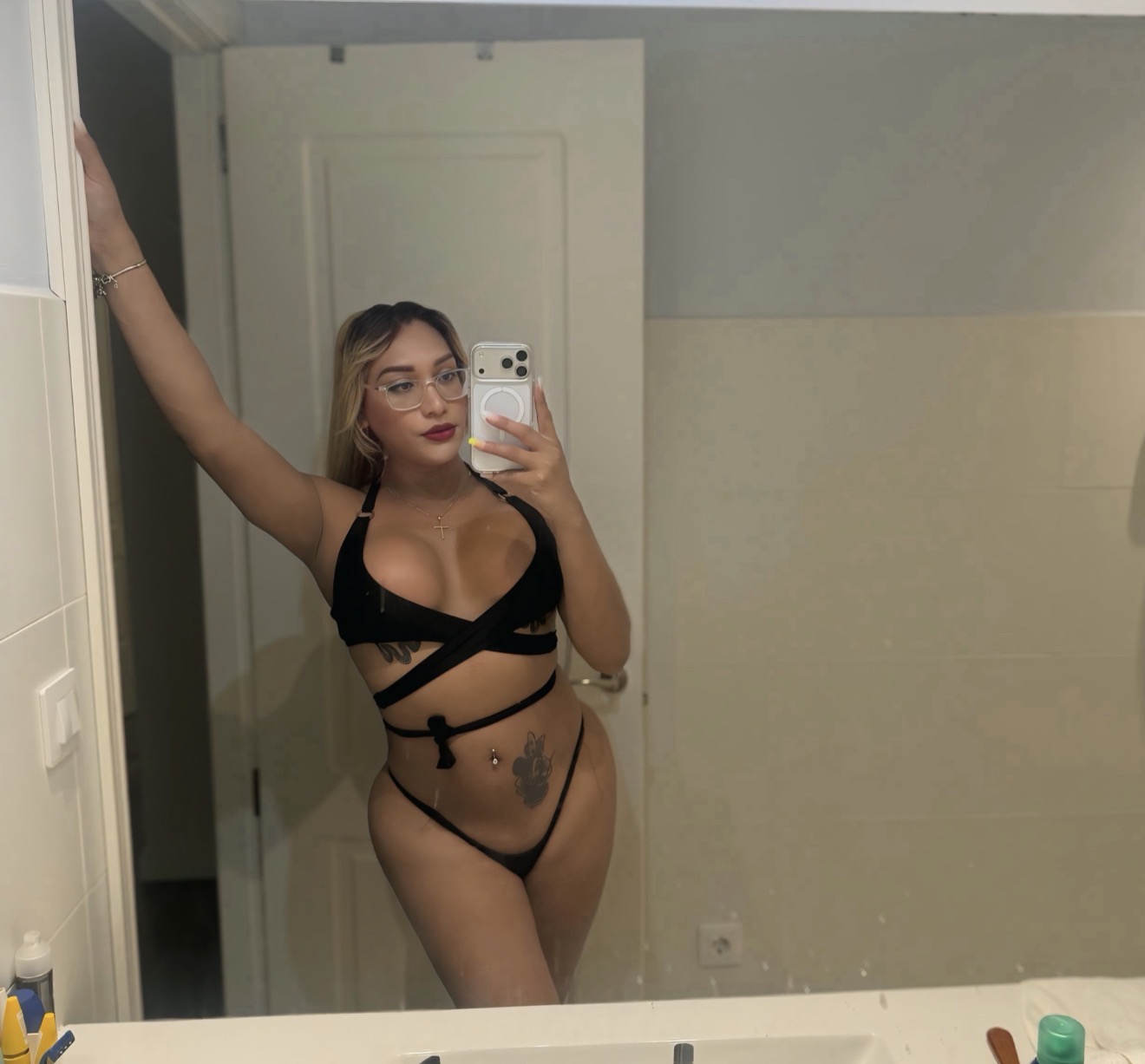 632339642 | TOPACIO | Transexual