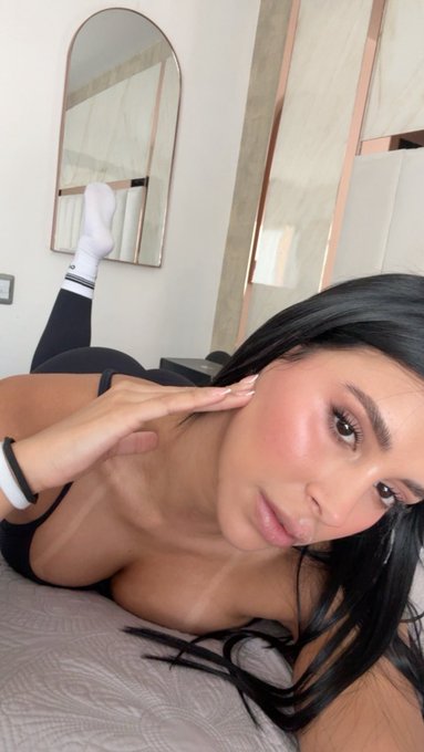 849060009 | ELENAMIA | Chica