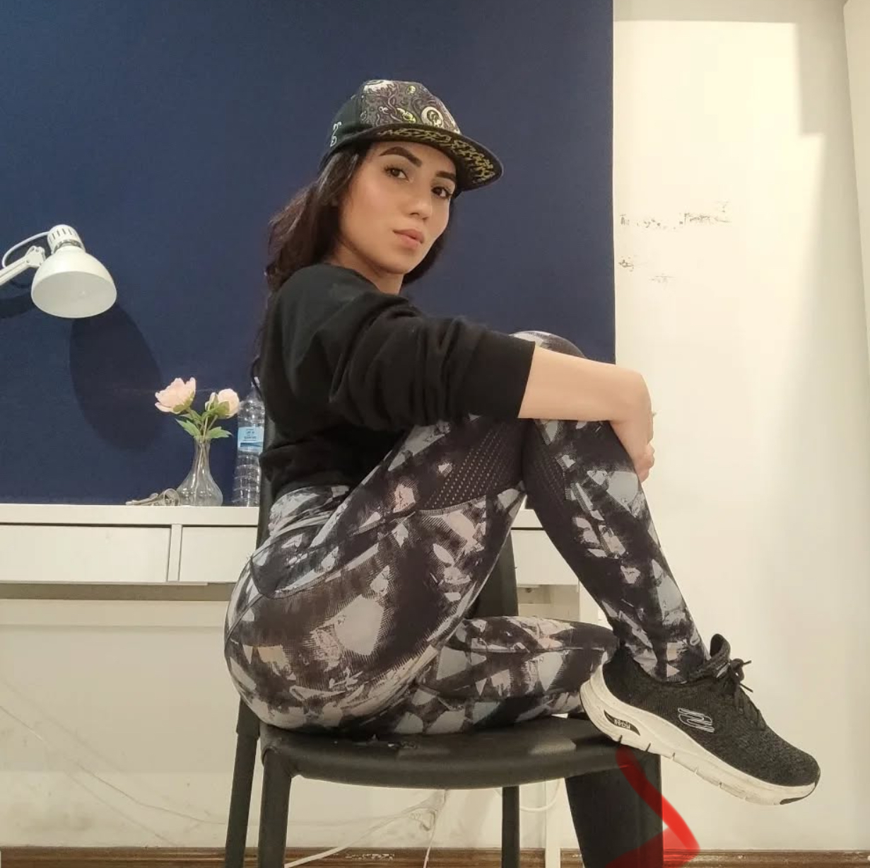 722648259 | ELENA | Chica