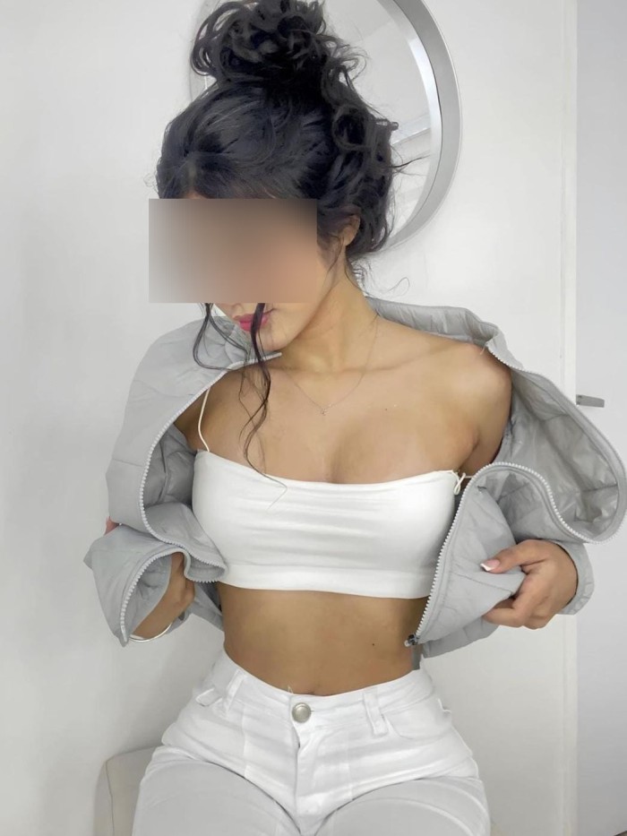 611303029 | PAOLA | Chica