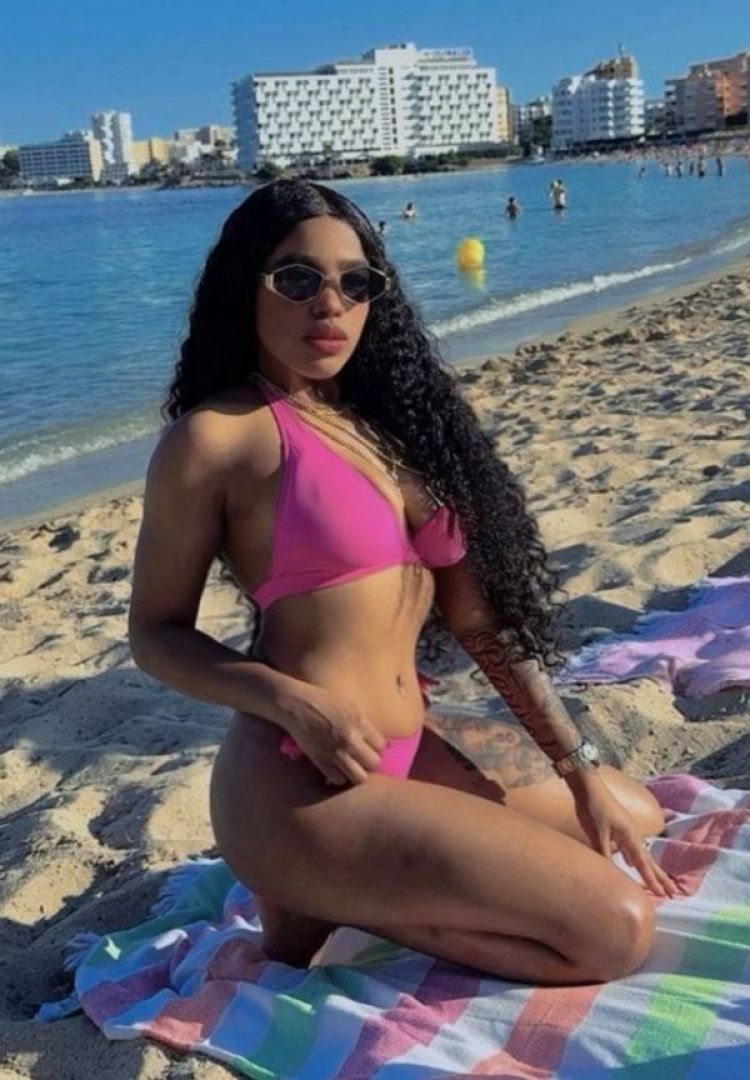 641191634 | KATALEYA | Chica