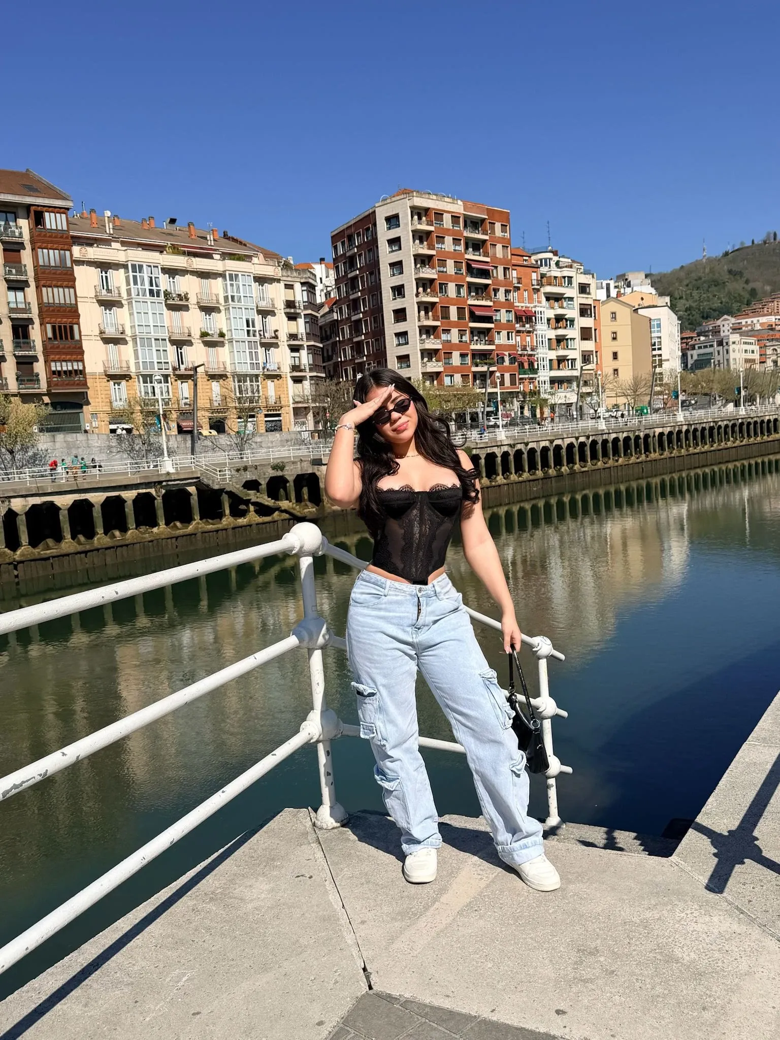 603265668 | Mía | Chica