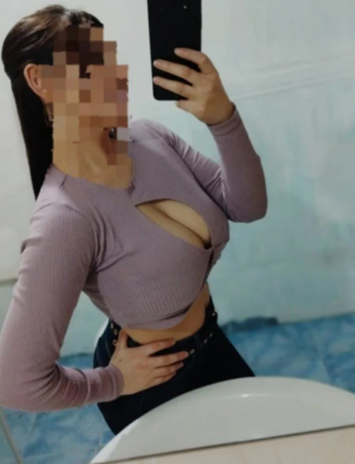 641805873 | PERLA | Chica