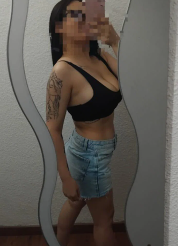 641805873 | PERLA | Chica