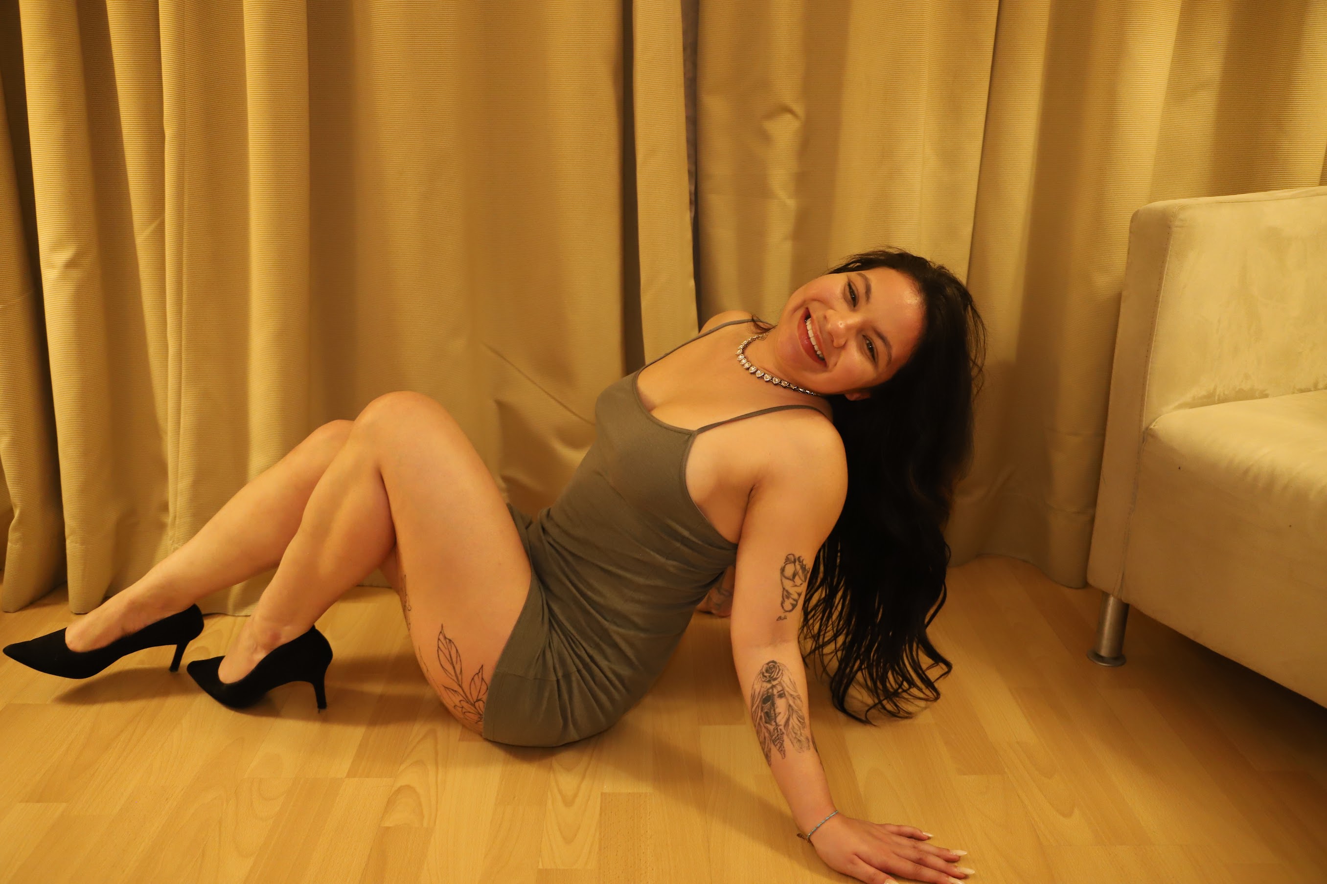 607438779 | MARIA | Chica