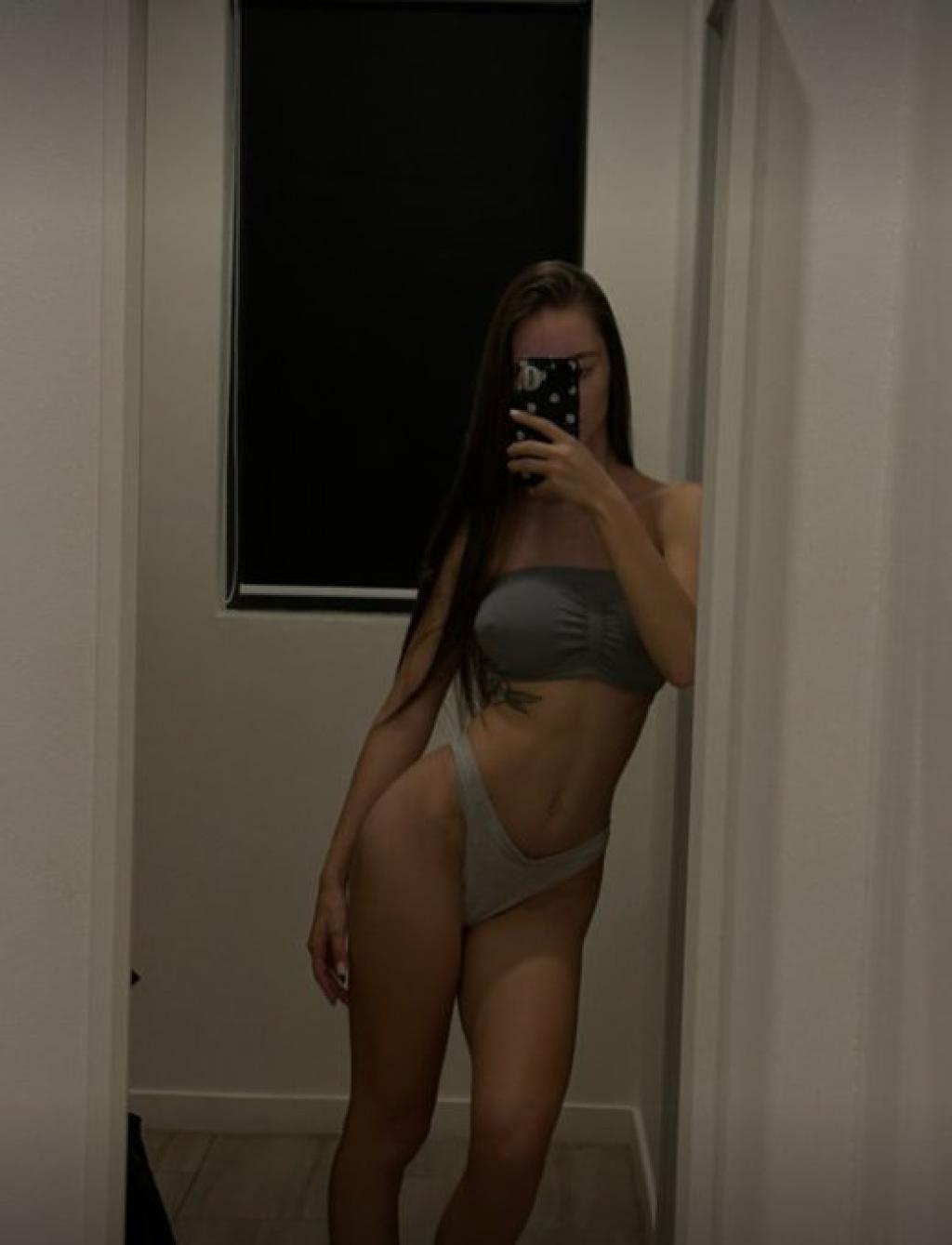 Puta en Sevilla - 607801303