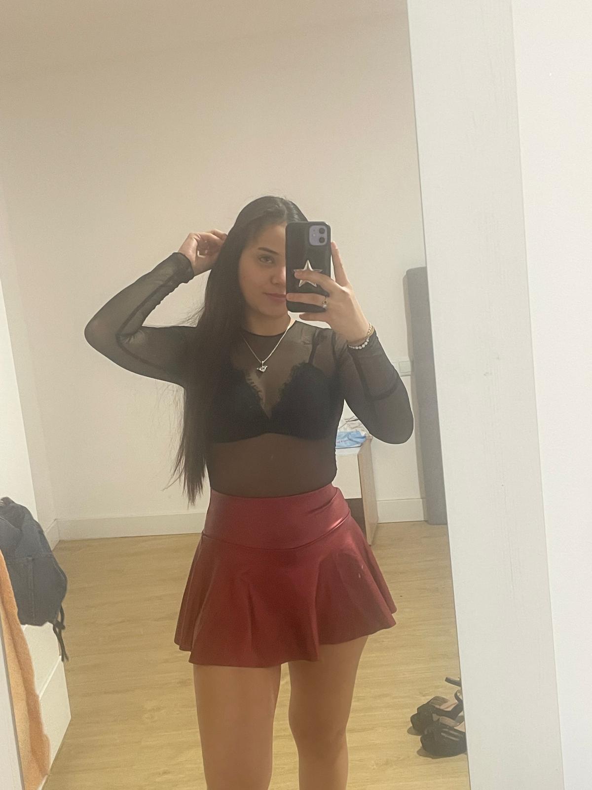 676347545 | MARIANA | Chica