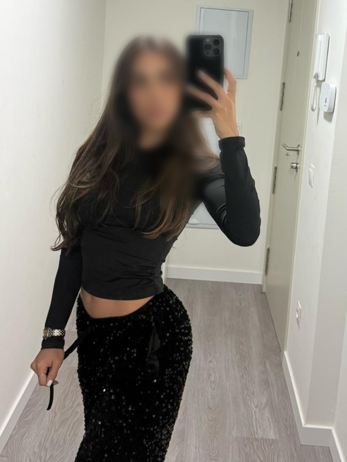 634028566 | LARISA | Chica