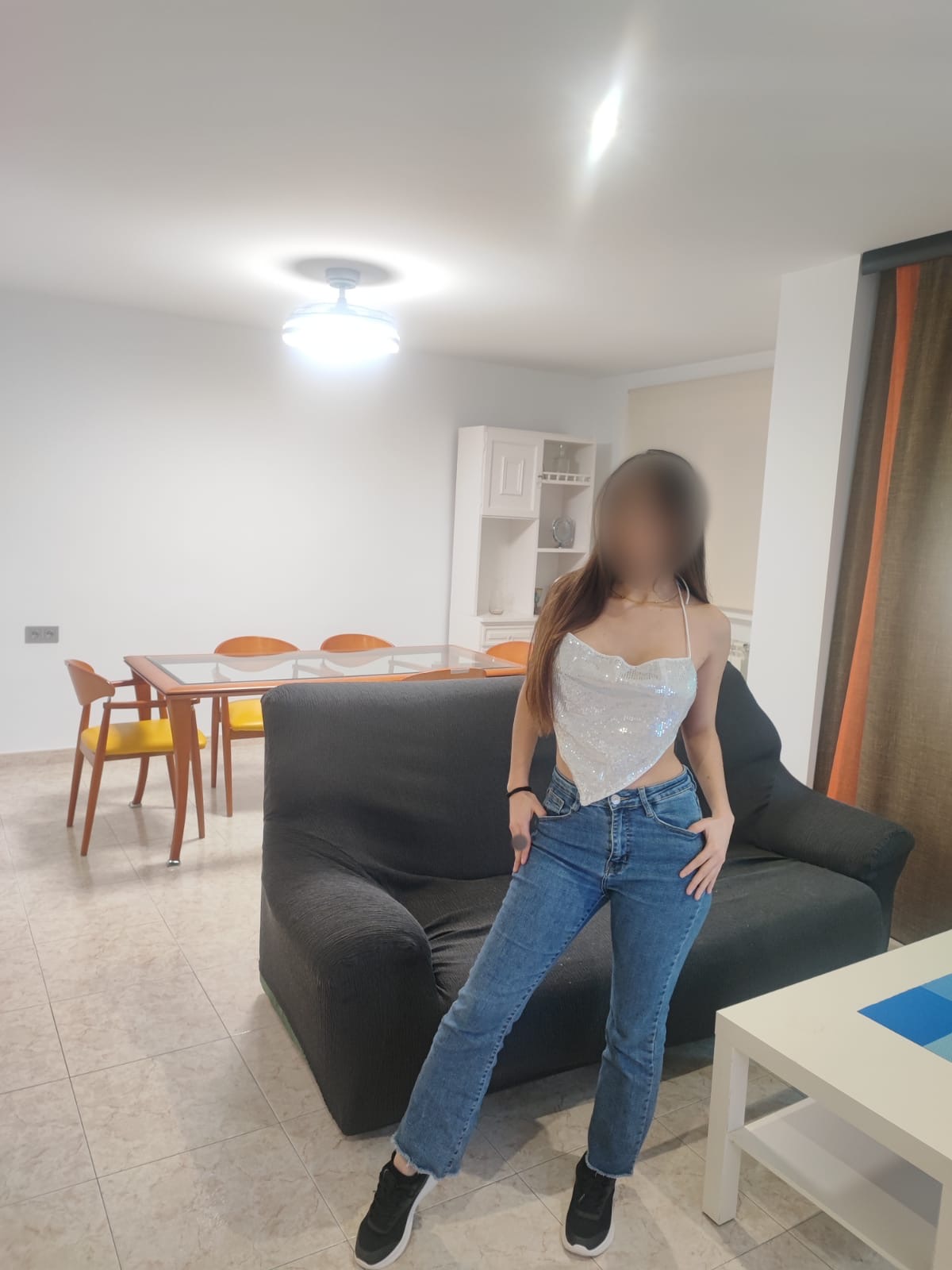 602701834 | DANIELA | Chica