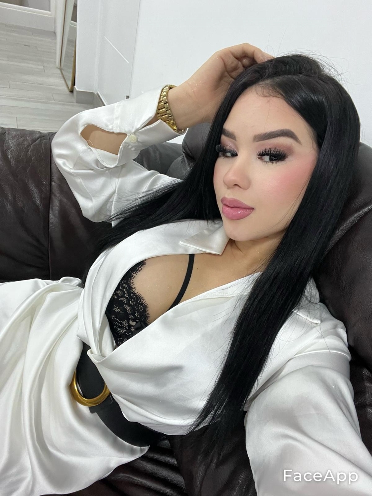 689462372 | VALENTINA | Escort