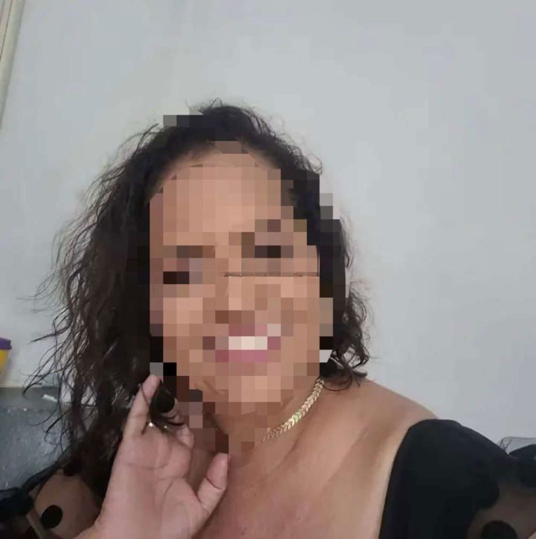 698810530 | MARY | Chica