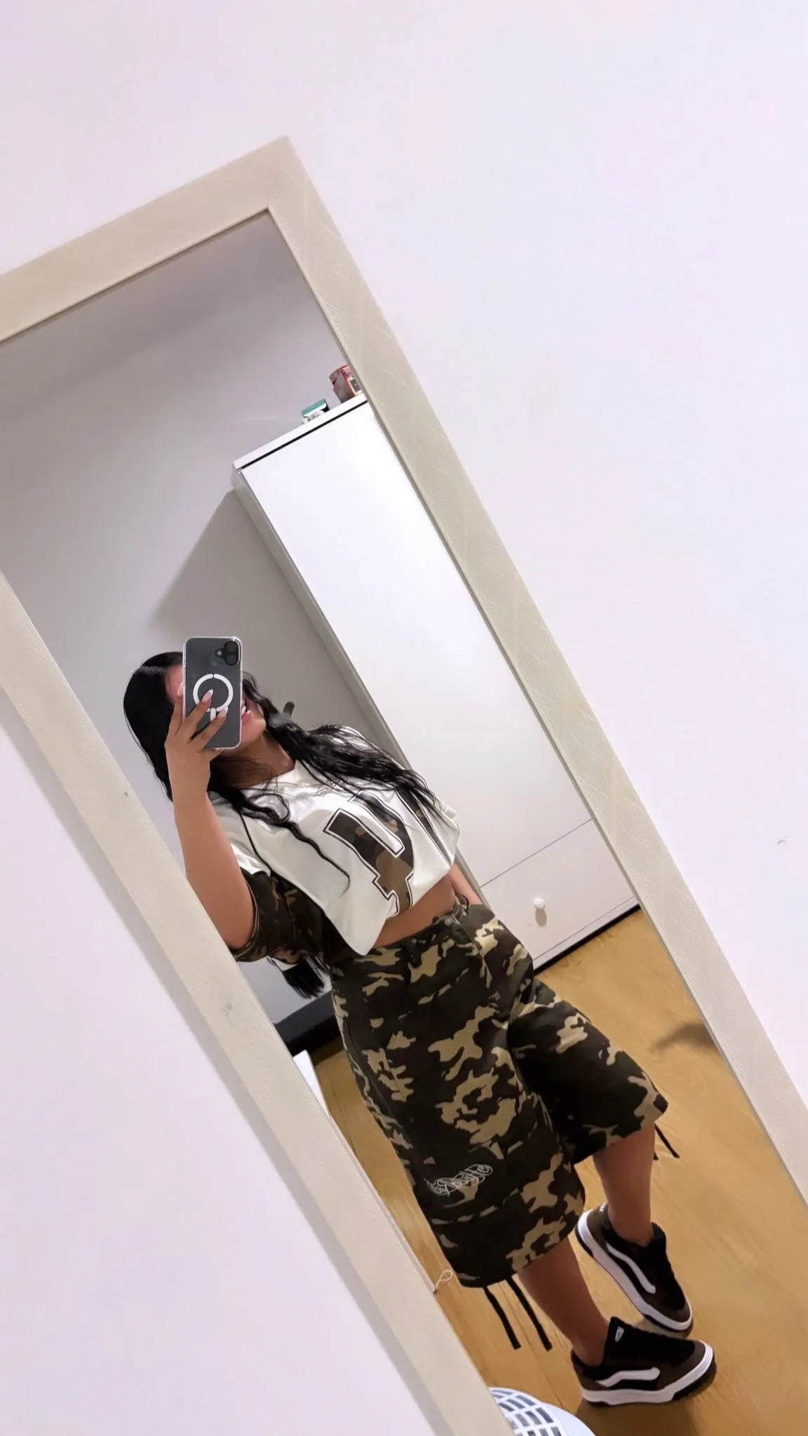 632027992 | CATALEYA | Chica