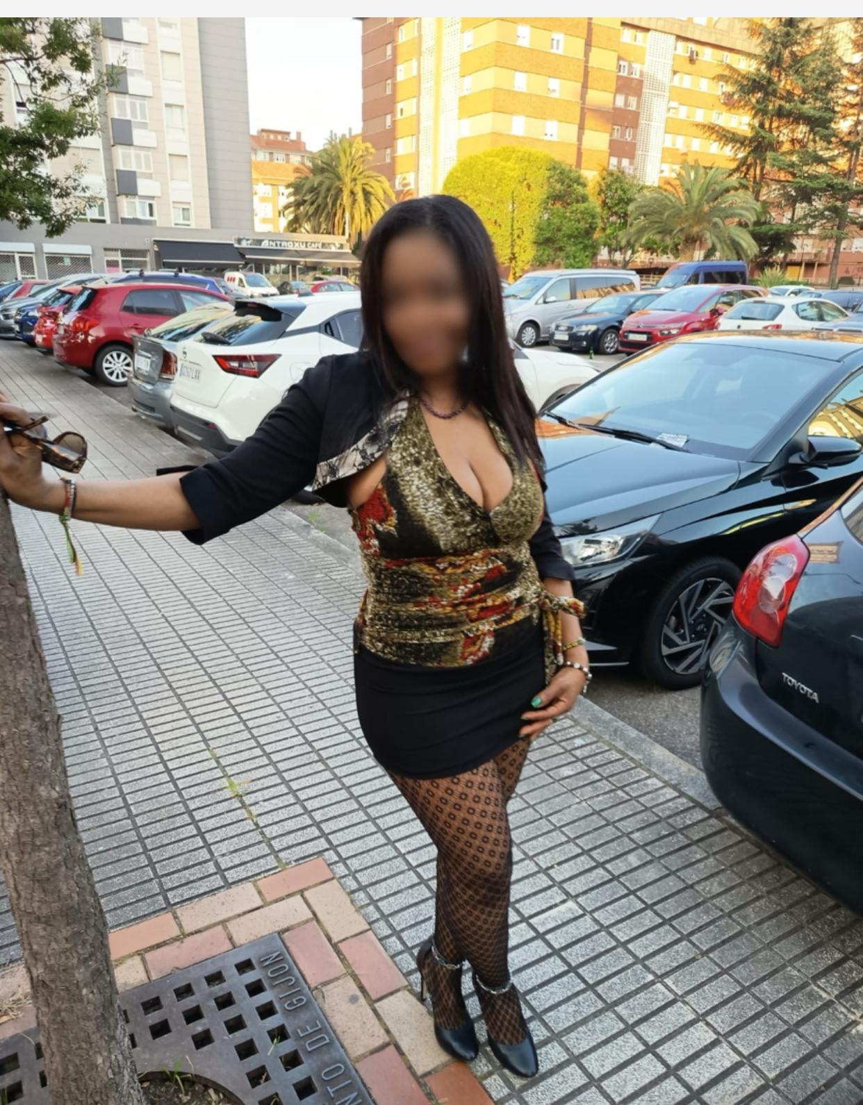 623538790 | KAREN | Chica