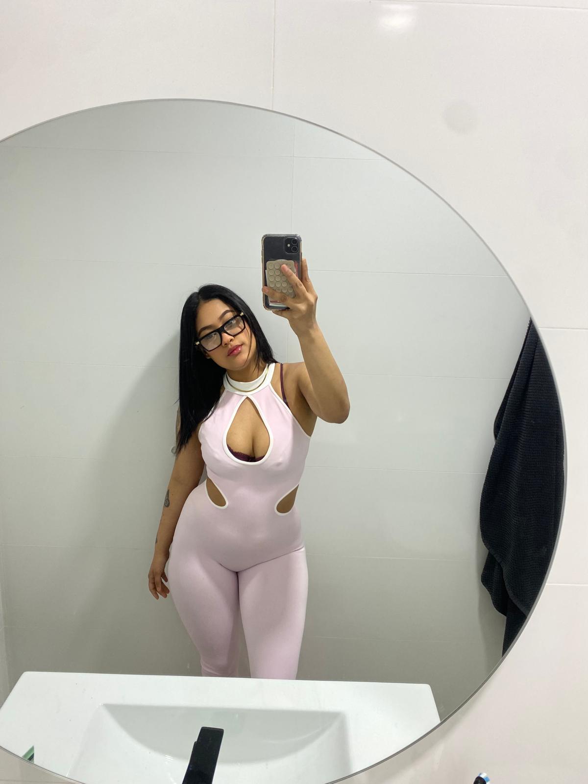604267002 | ALIX | Puta