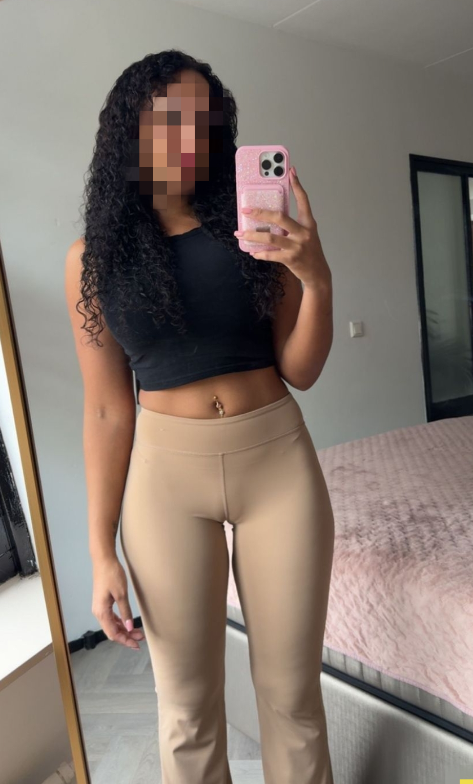 641858631 | ALEJANDRA | Chica