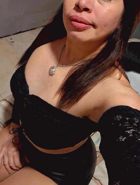 632588605 | CORAL | Chica